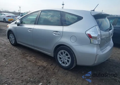 2013 Toyota Prius V Three z USA, uszkodzony, nr VIN JTDZN3EU1D3227255